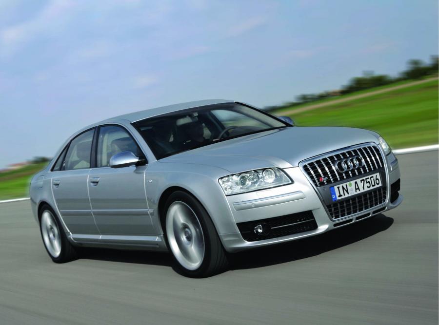  Audi S8 (D3) 2005 года  (WW) (фото 37 из 61)